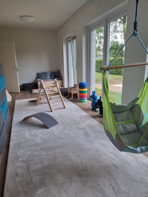 Schlaf- und Bewegungsraum Schlaf- und Bewegungsraum